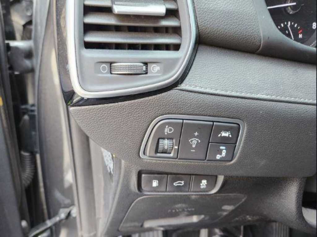 HYUNDAI Grandeur - Vista 11