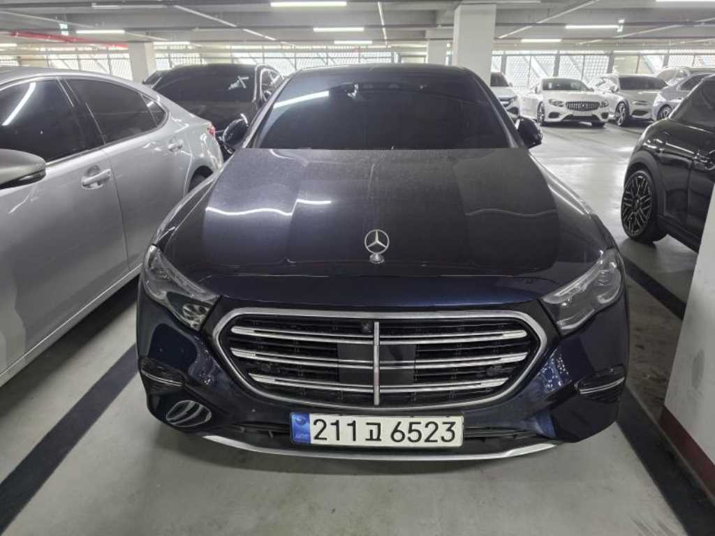 Mercedes Benz E class 2024 Azul - Importación desde Corea - HF Imports Iquique - Foto 1