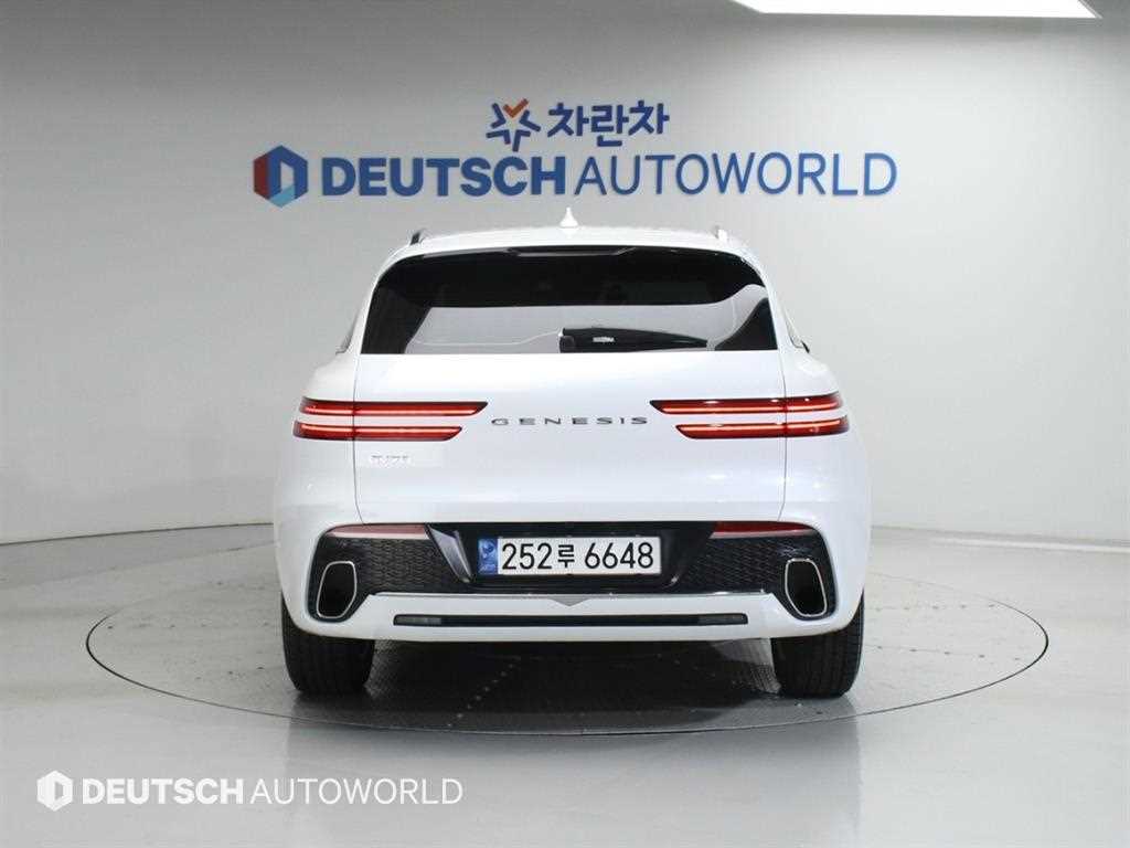 Genesis GV70 - Vista 4