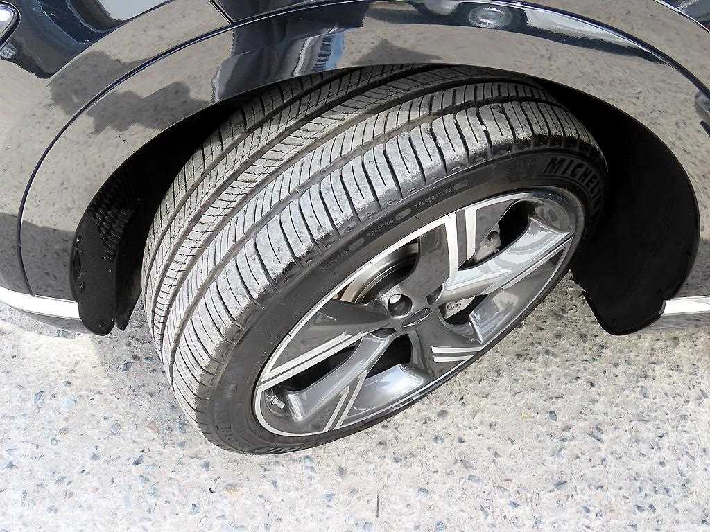 Genesis GV80 2024 Negro - Importación desde Corea - HF Imports Iquique - Foto 20