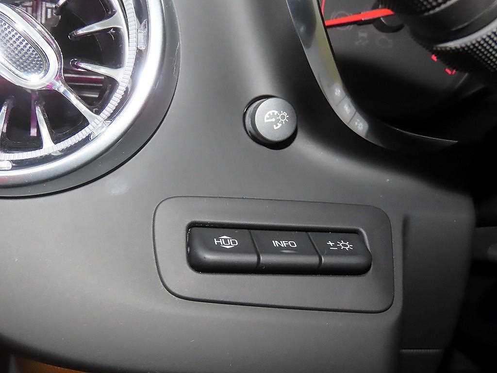 Chevrolet Camaro 2019 Negro - Importación desde Corea - HF Imports Iquique - Foto 13