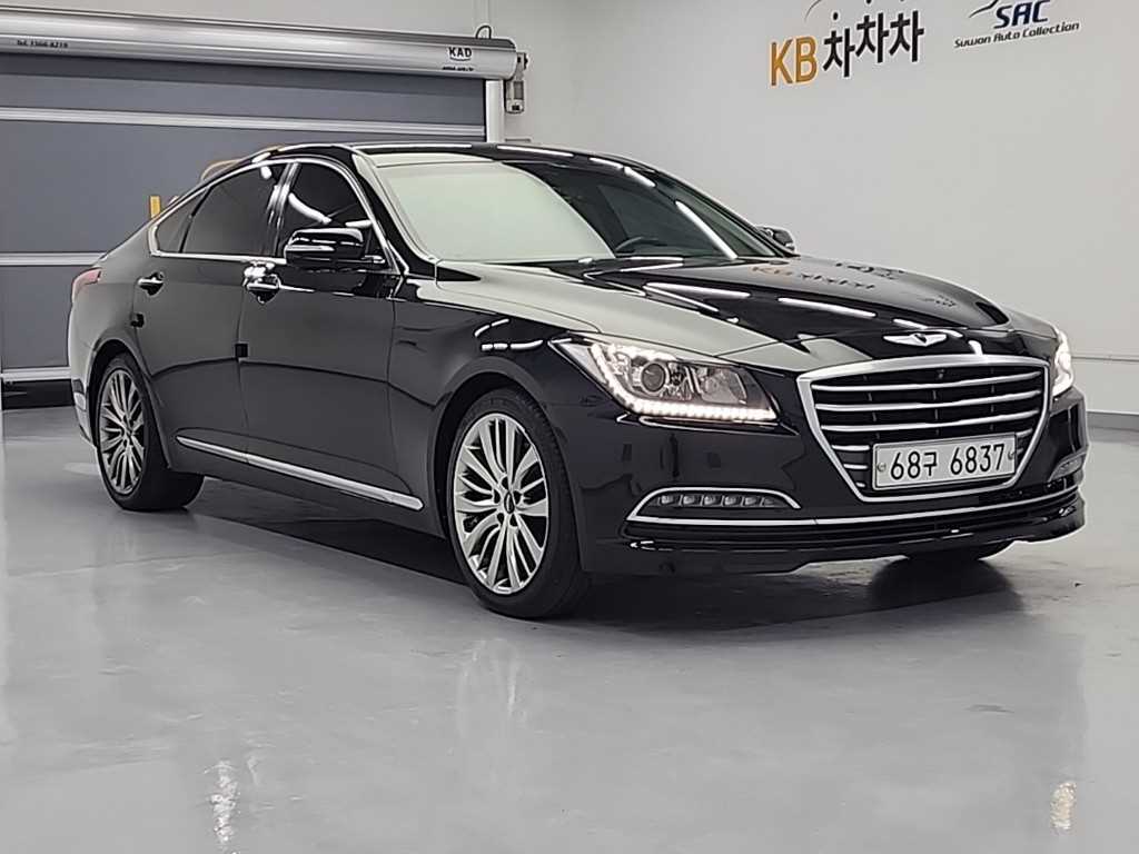 HYUNDAI Genesis - Vista 4
