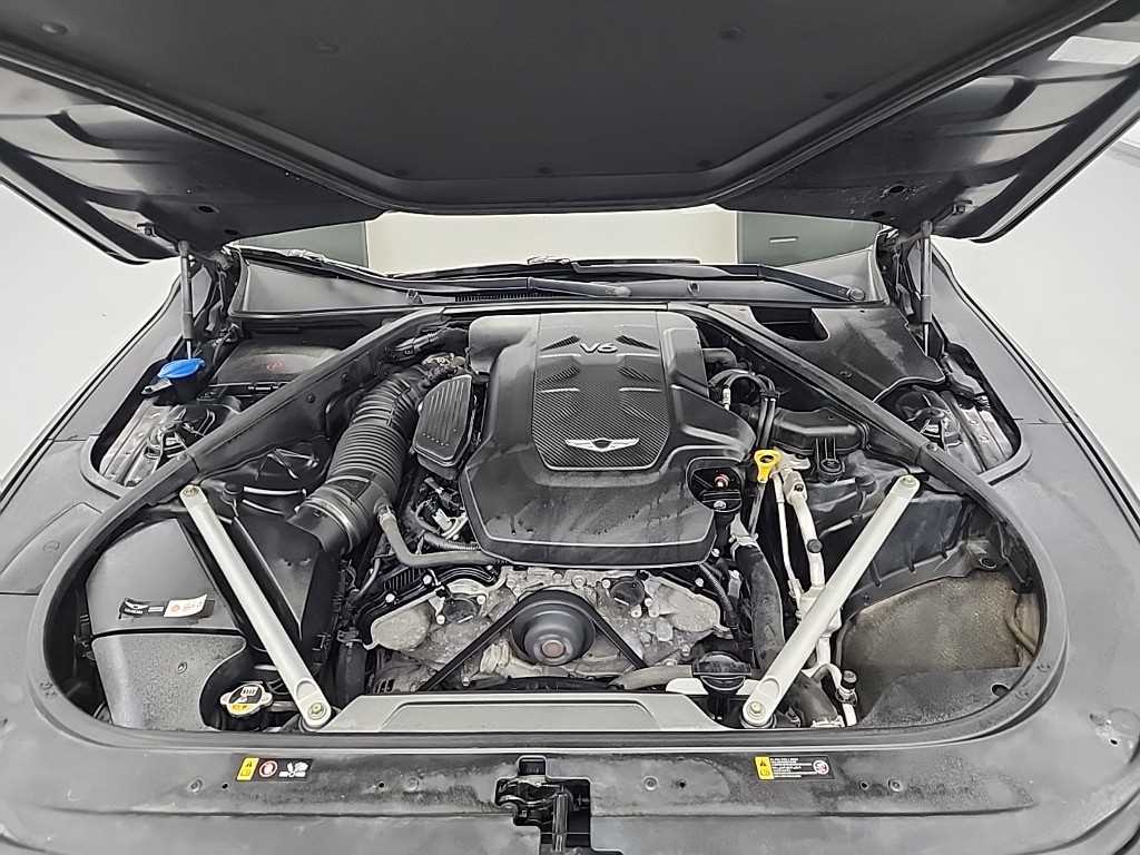 Genesis G90 - Vista 5