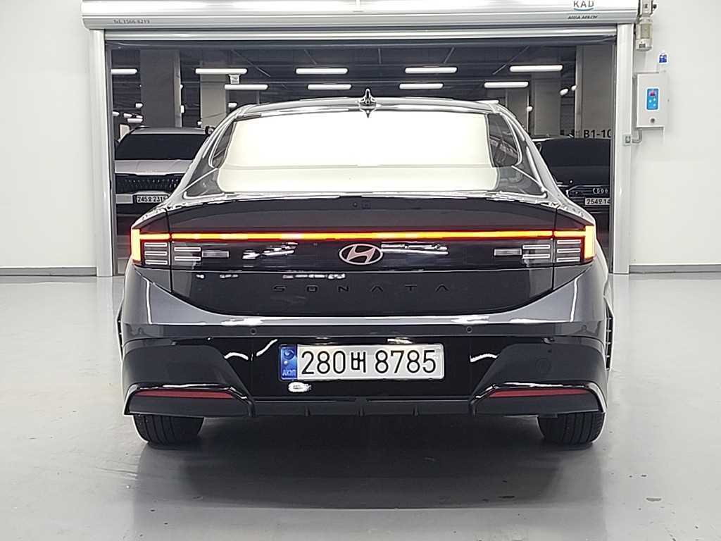 HYUNDAI Sonata - Vista 3
