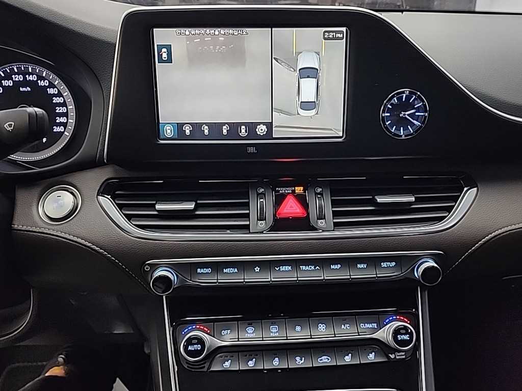 HYUNDAI Grandeur - Vista 10
