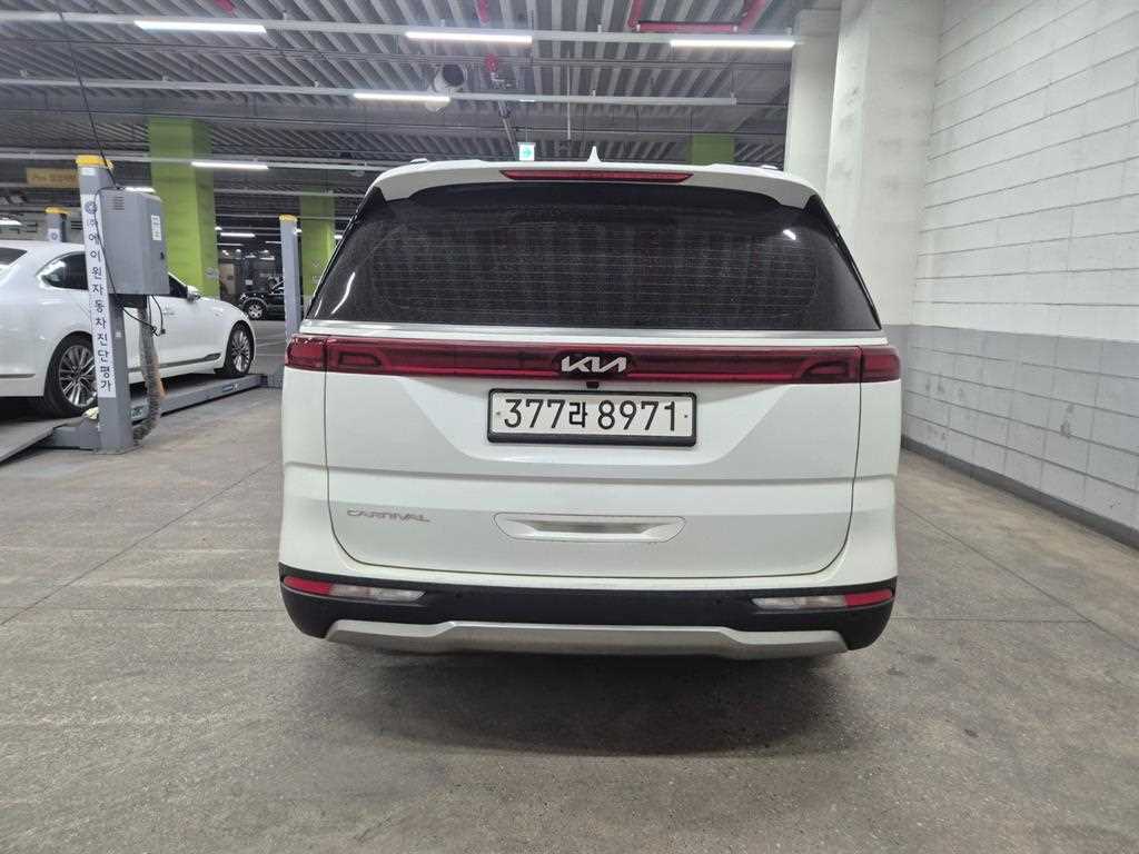 KIA Carnival - Vista 3