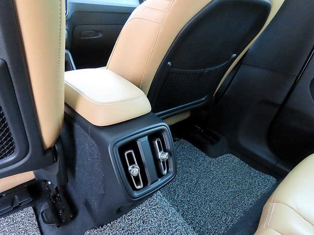 Volvo XC40 2020 Blanco - Importación desde Corea - HF Imports Iquique - Foto 15