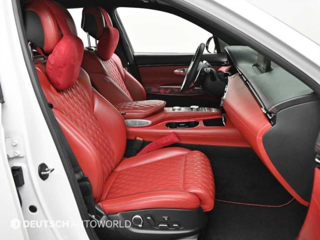 Genesis GV70 - Vista 10