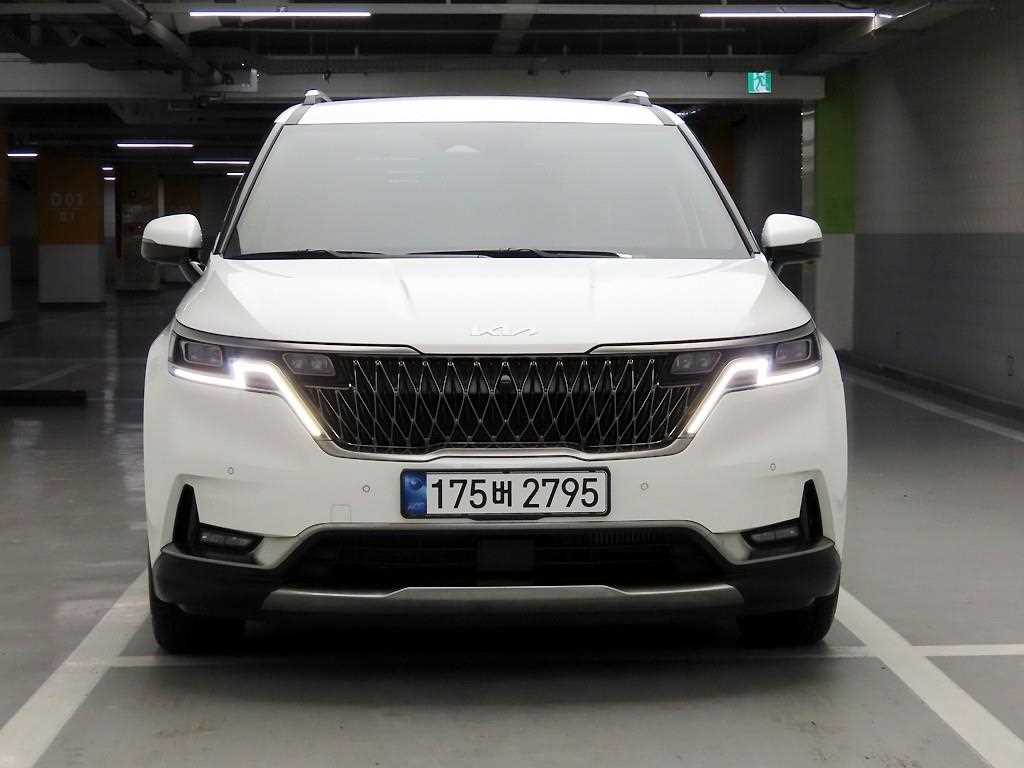 KIA Carnival 2023 Blanco - Importación desde Corea - HF Imports Iquique - Foto 1