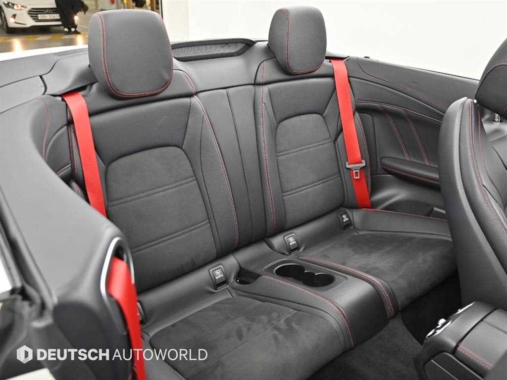 Mercedes Benz C Class - Vista 12