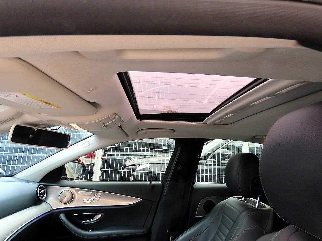 Mercedes Benz E class 2017 Negro - Importación desde Corea - HF Imports Iquique - Foto 17