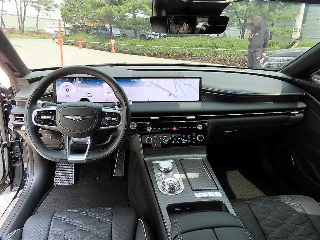 Genesis G80 - Vista 7