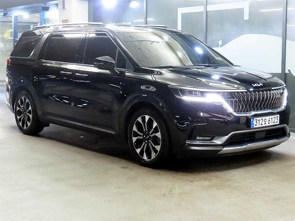 KIA Carnival 2023 Negro - Importación desde Corea - HF Imports Iquique - Foto 1