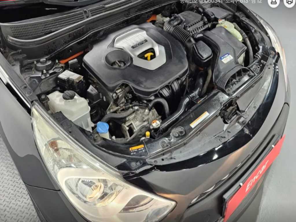 HYUNDAI Sonata - Vista 4