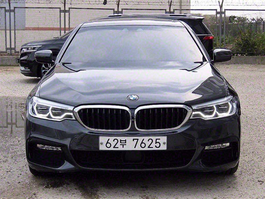 BMW 5 Series 2018 Gris - Importación desde Corea - HF Imports Iquique - Foto 1