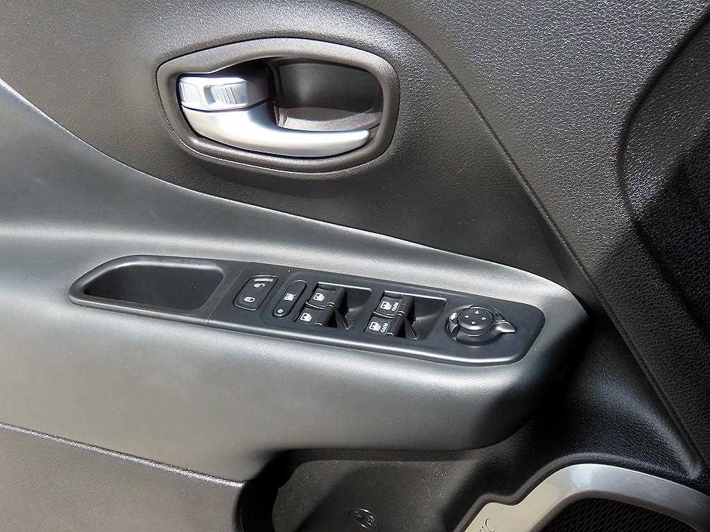 Jeep Renegade - Vista 11