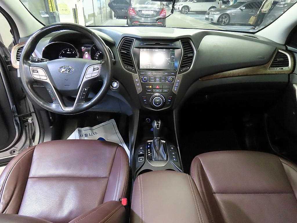 HYUNDAI Maxcruz - Vista 11