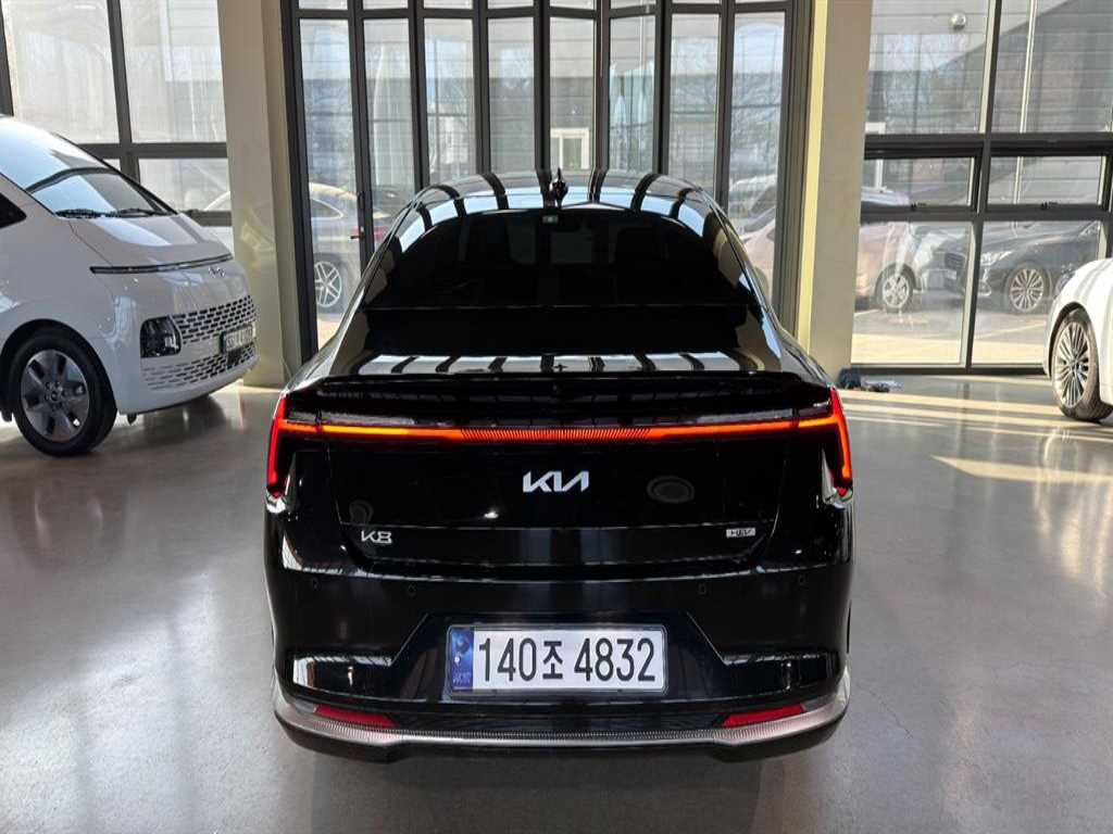 KIA K8 - Vista 4