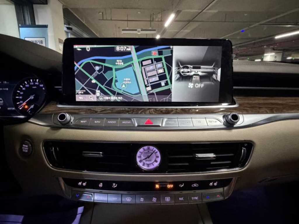 KIA K9 - Vista 10