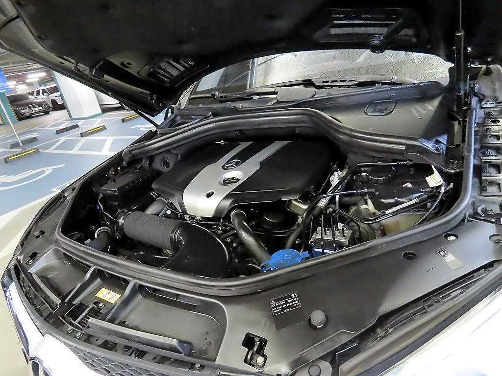 Mercedes Benz GLE Class 2016 Negro - Importación desde Corea - HF Imports Iquique - Foto 19