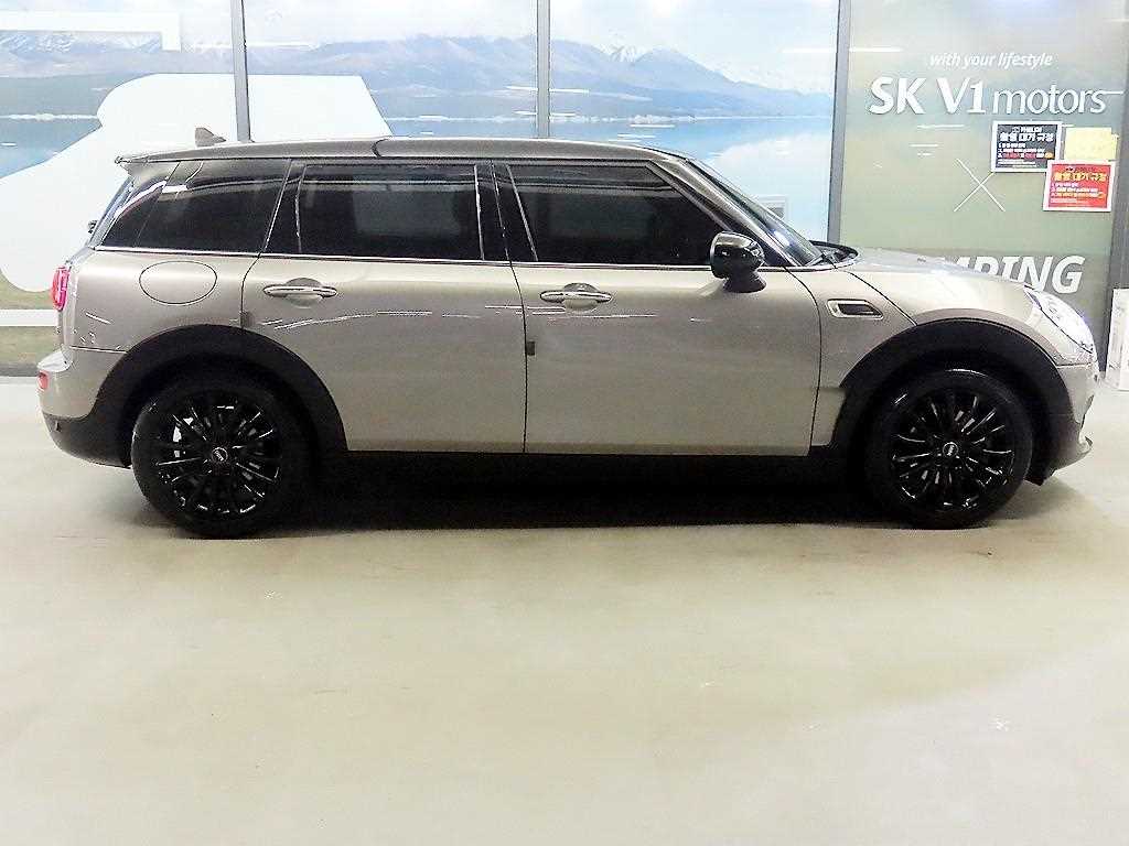 Mini Clubman - Vista 3