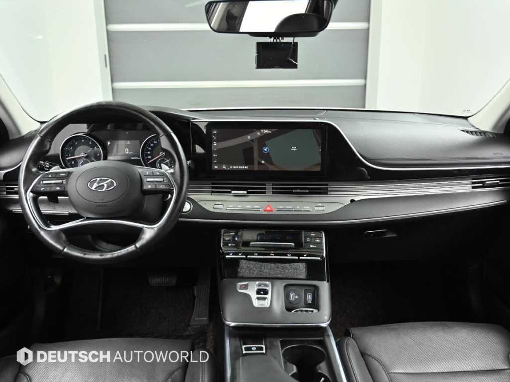 HYUNDAI Grandeur - Vista 7