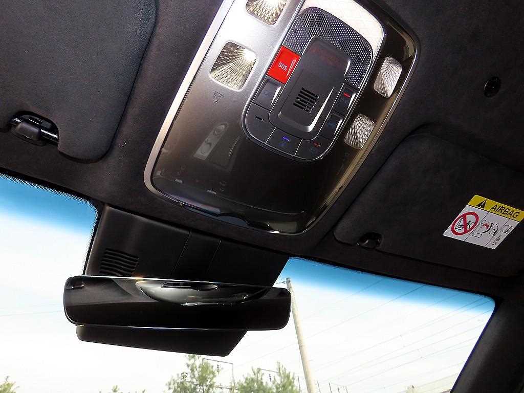 Genesis G80 2025 Negro - Importación desde Corea - HF Imports Iquique - Foto 16