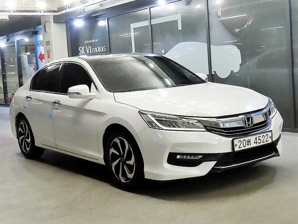 Honda Accord 2017 Blanco - Importación desde Corea - HF Imports Iquique - Foto 1