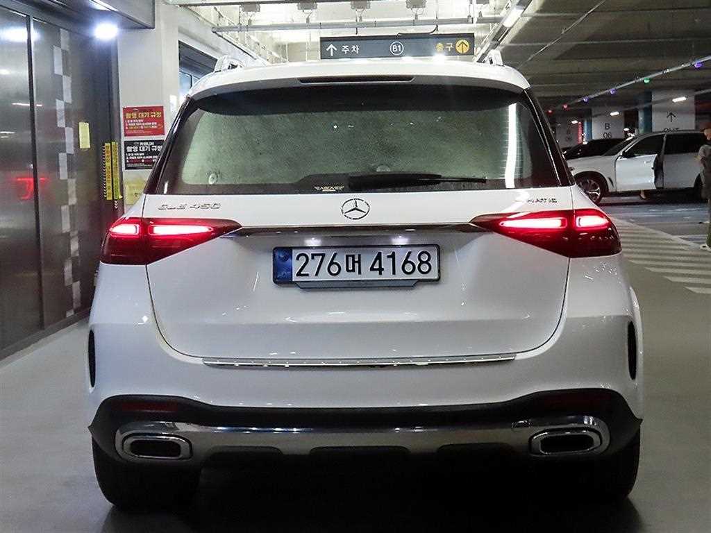 Mercedes Benz GLE Class - Vista 5