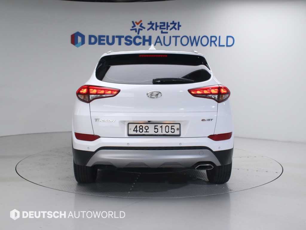 HYUNDAI Tucson - Vista 4