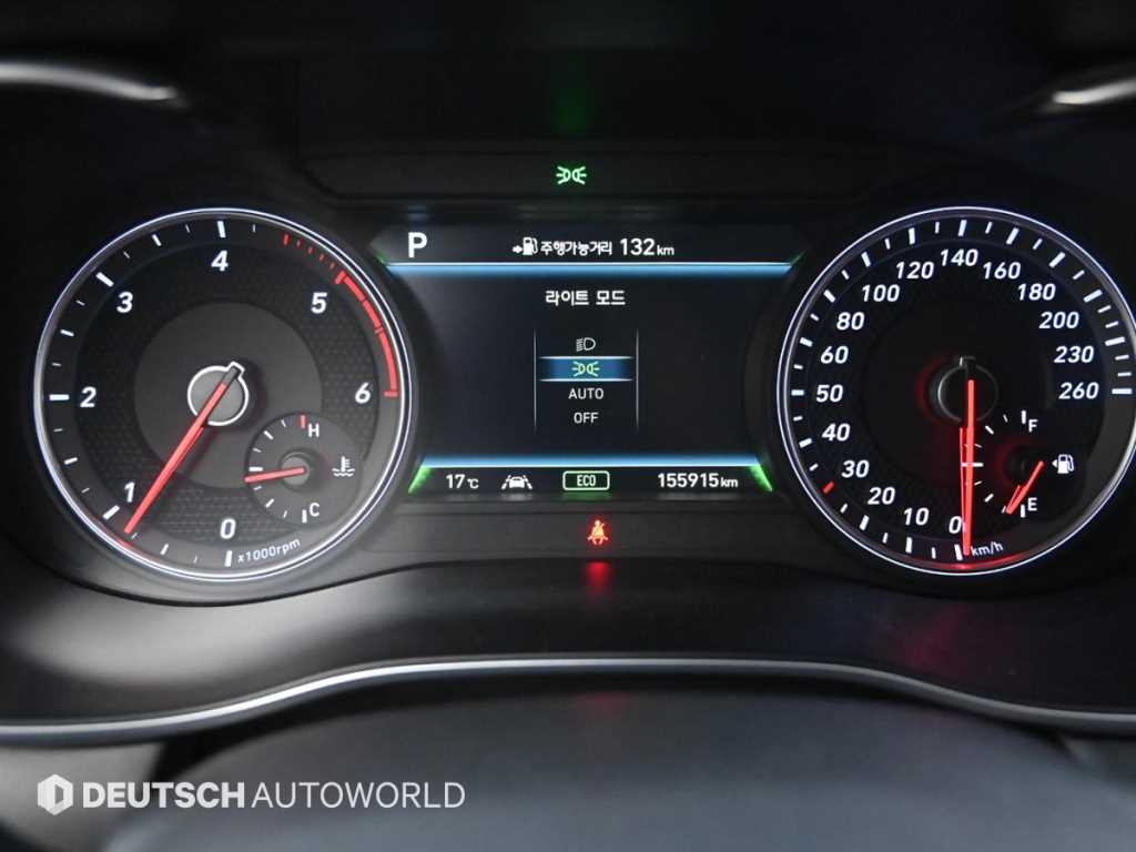 Genesis G70 - Vista 8