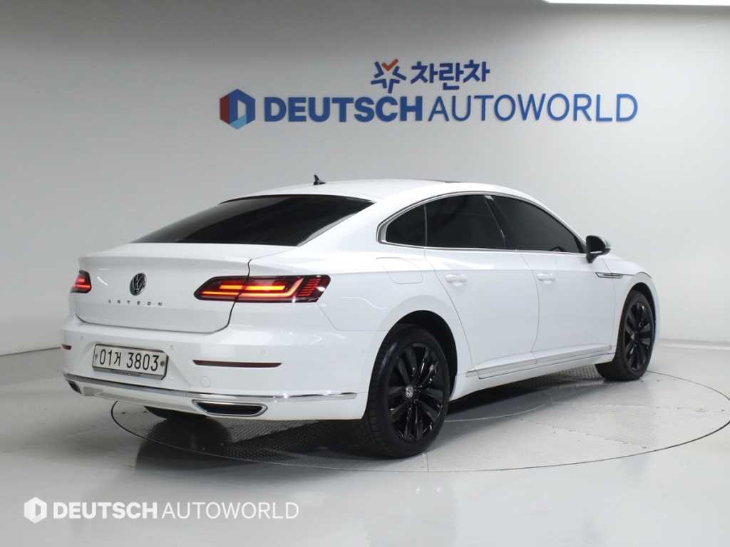 Volkswagen Arteon - Vista 4