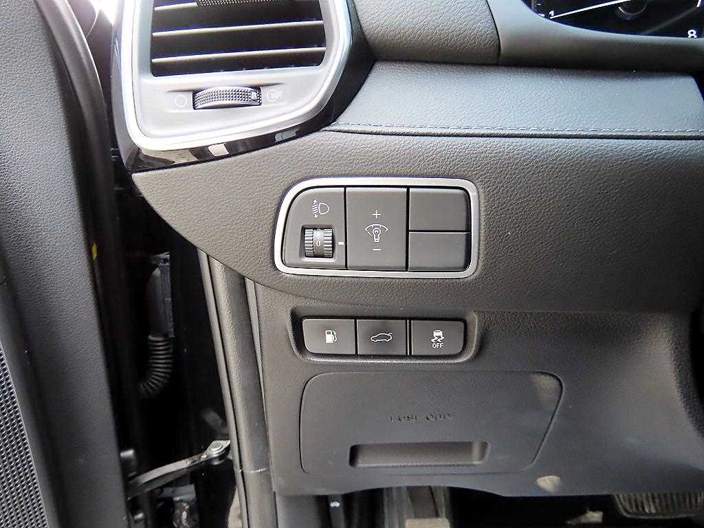 HYUNDAI Grandeur - Vista 12