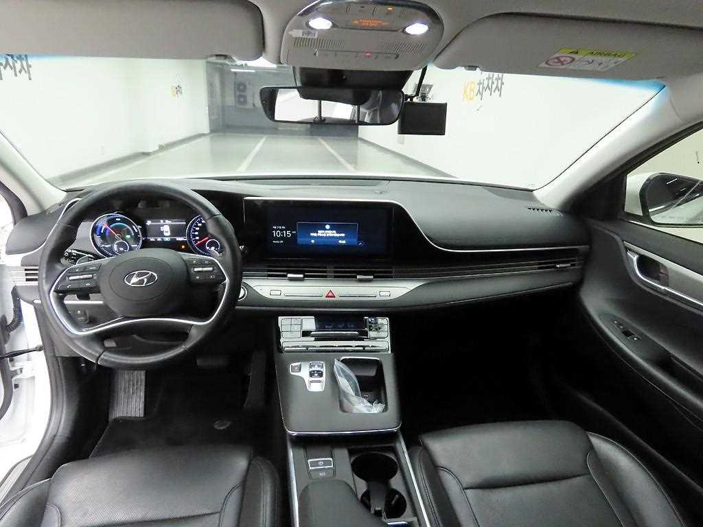 HYUNDAI Grandeur - Vista 8