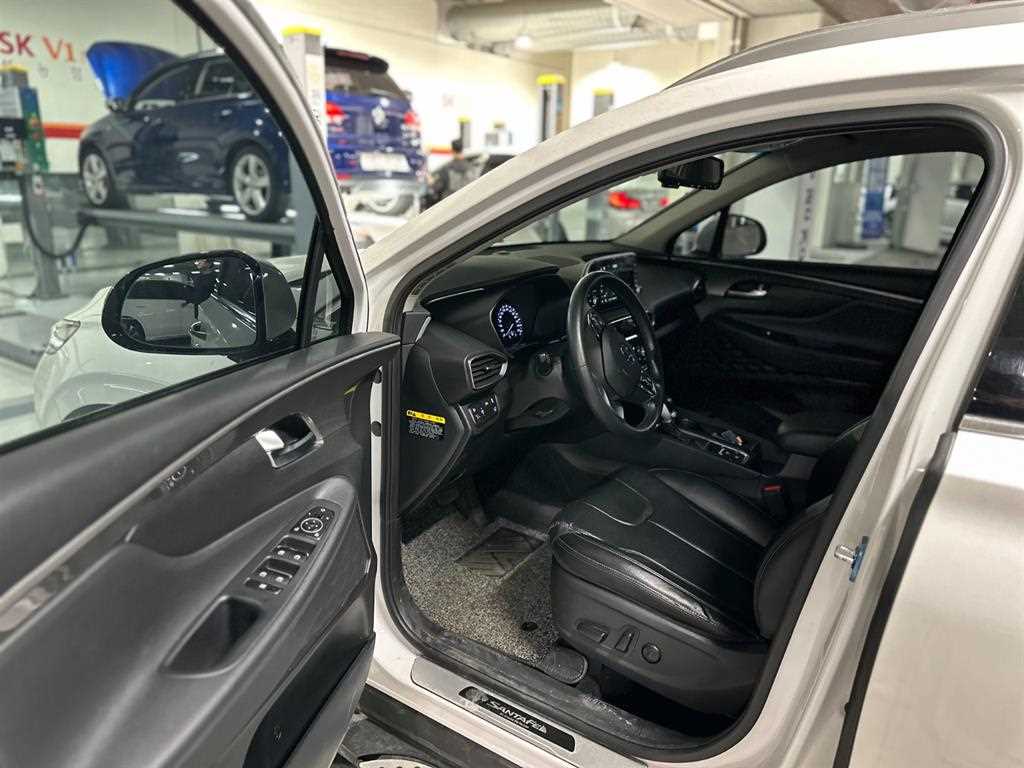 HYUNDAI Santa Fe - Vista 3
