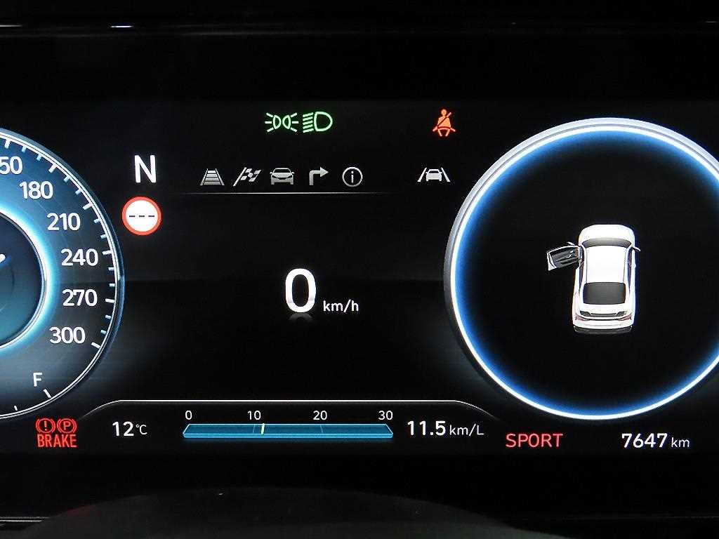 HYUNDAI Avante - Vista 9