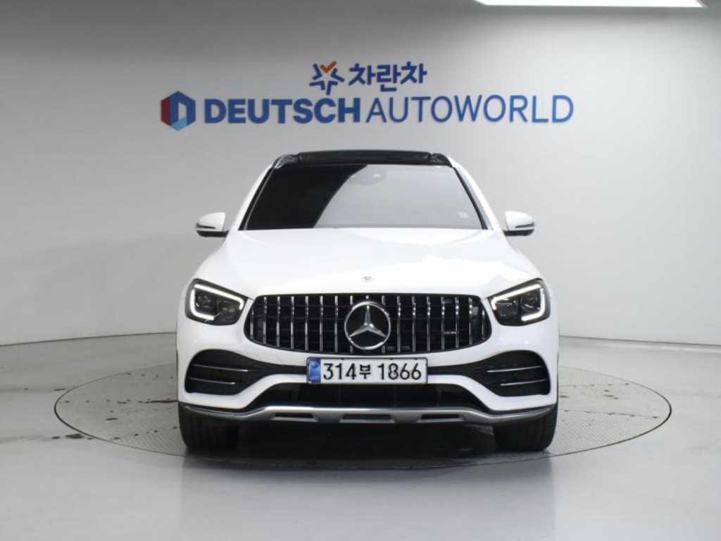 Mercedes Benz GLC Class - Vista 4