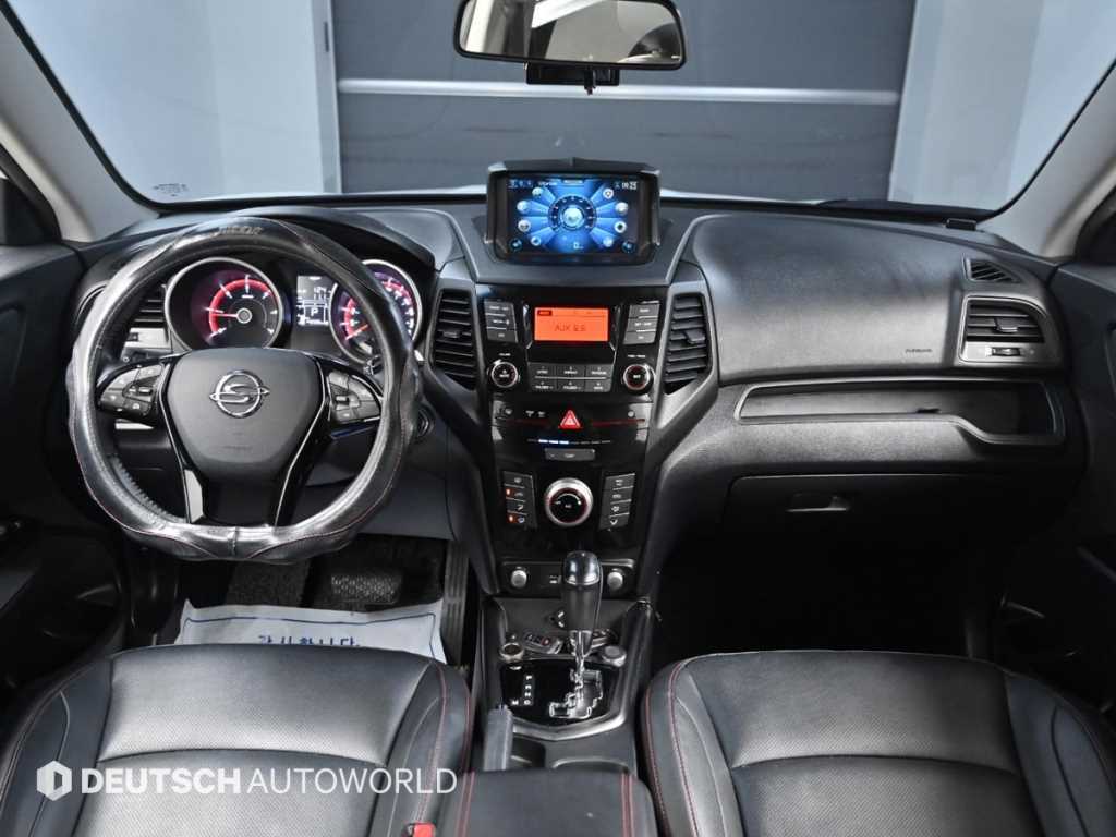 Ssangyong Tivoli - Vista 7