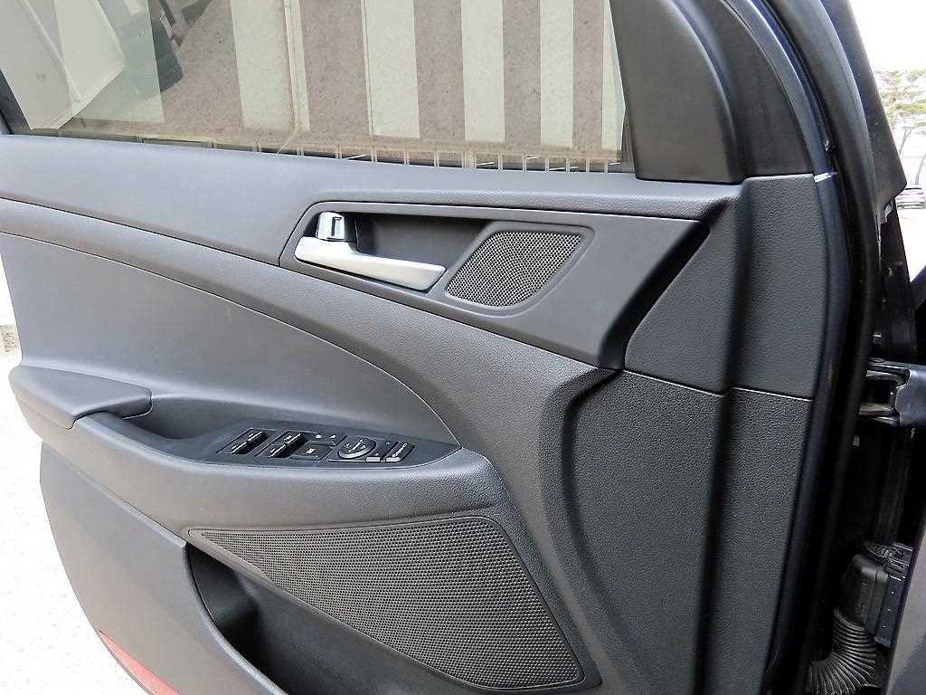 HYUNDAI Tucson - Vista 11