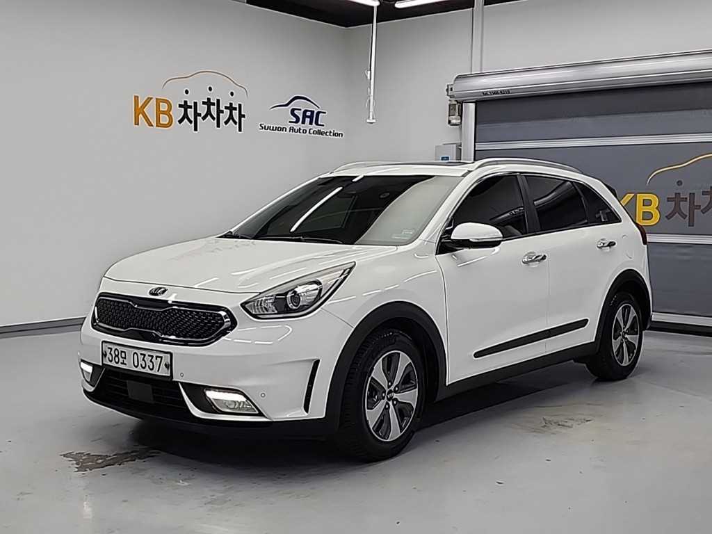 KIA Niro 2017 Blanco - Importación desde Corea - HF Imports Iquique - Foto 1