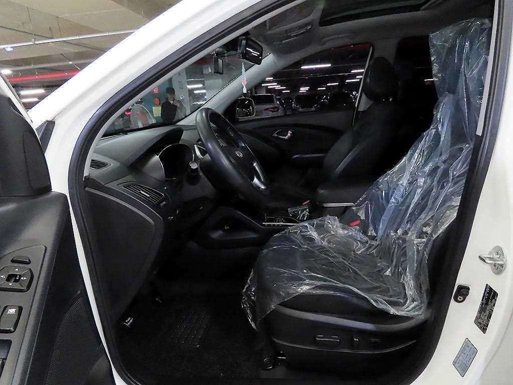 HYUNDAI Tucson - Vista 6