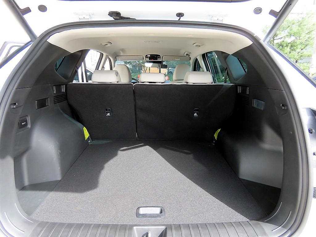 HYUNDAI Tucson 2025 Blanco - Importación desde Corea - HF Imports Iquique - Foto 17