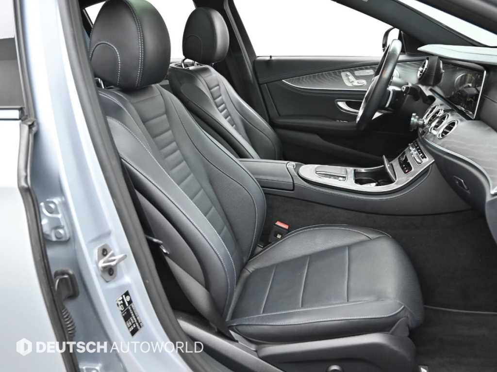 Mercedes Benz E class - Vista 10