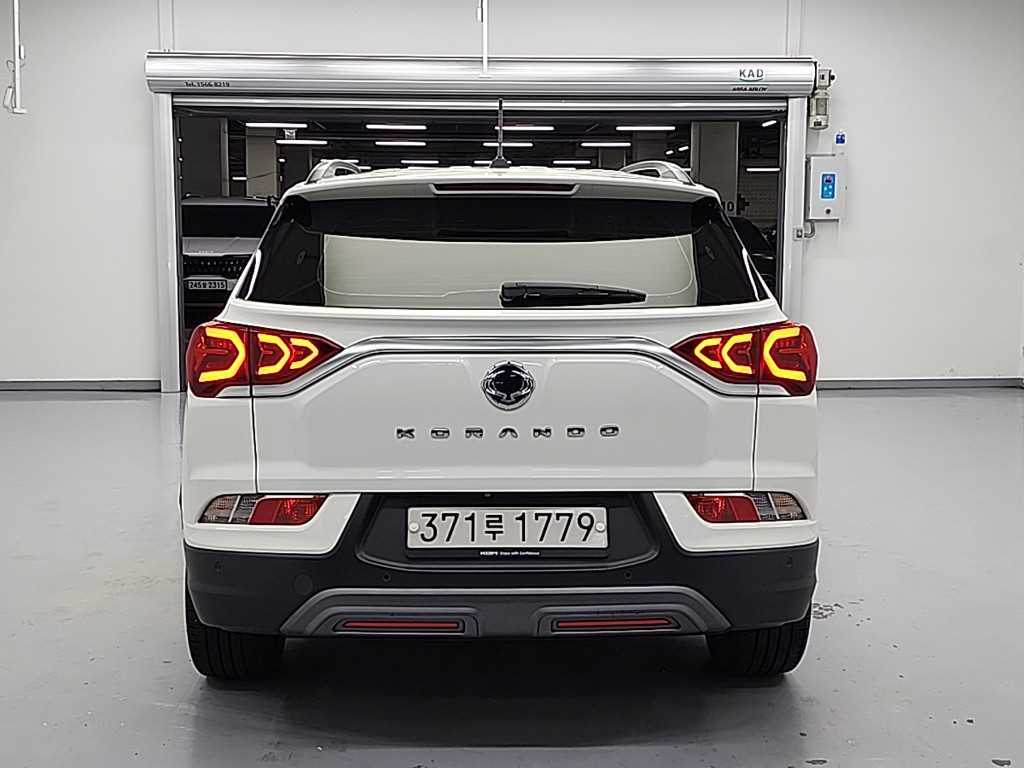 Ssangyong Korando - Vista 3