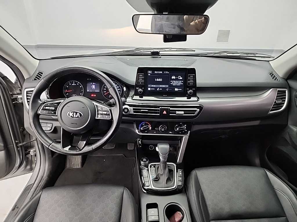 KIA Seltos - Vista 7