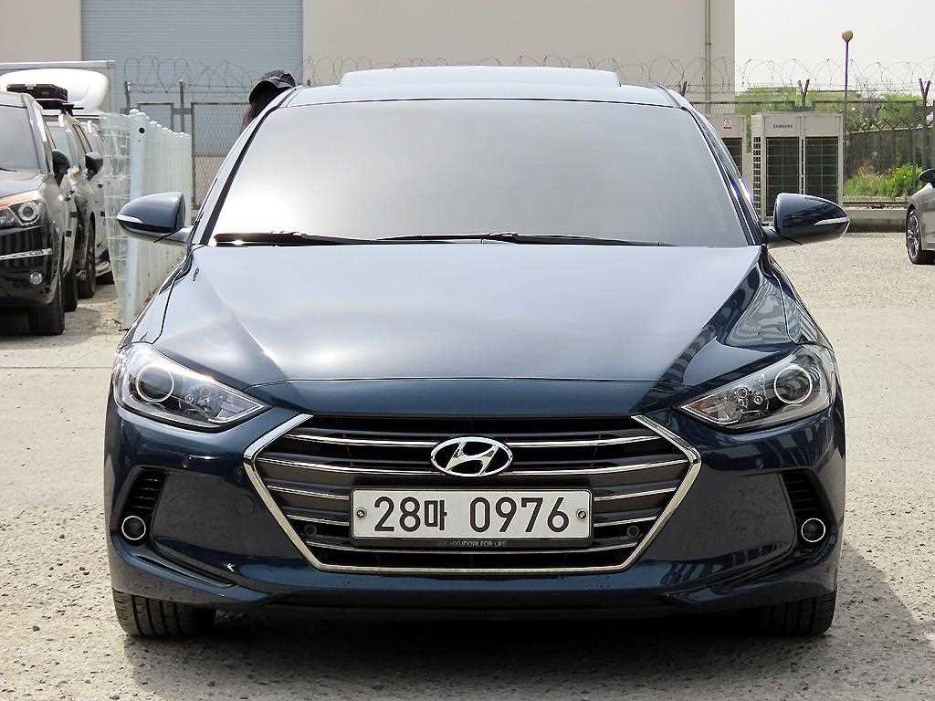 HYUNDAI Avante 2016 - Importación desde Corea - HF Imports Iquique - Foto 1