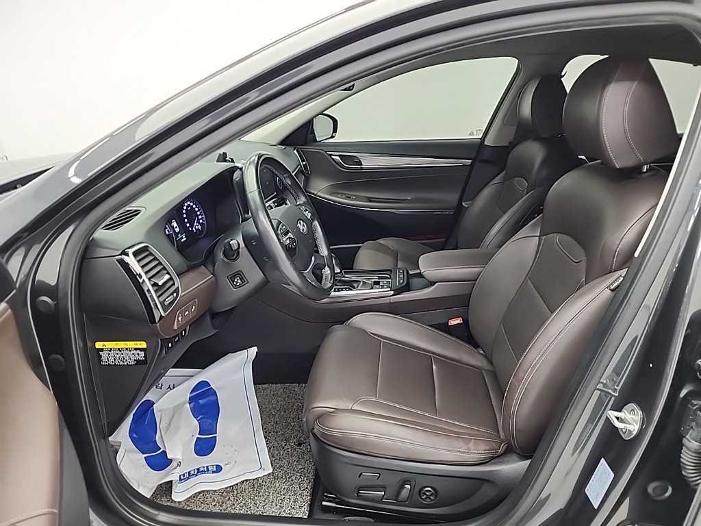 HYUNDAI Grandeur - Vista 11