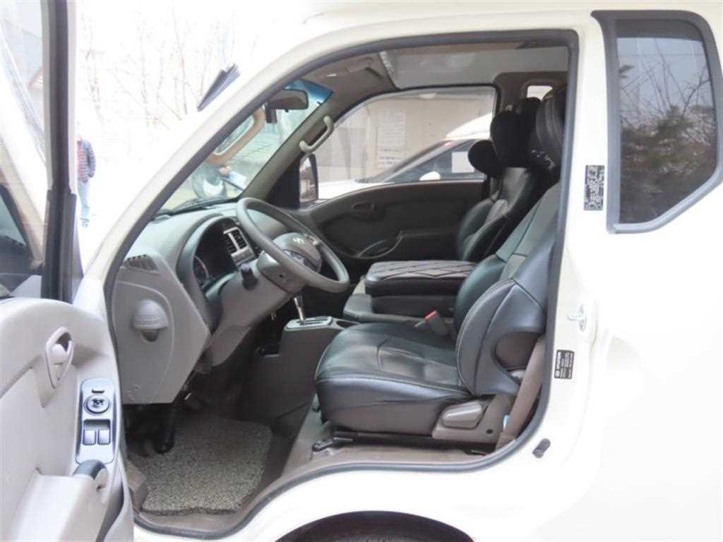 Small Truck Top_CityVan - Vista 12