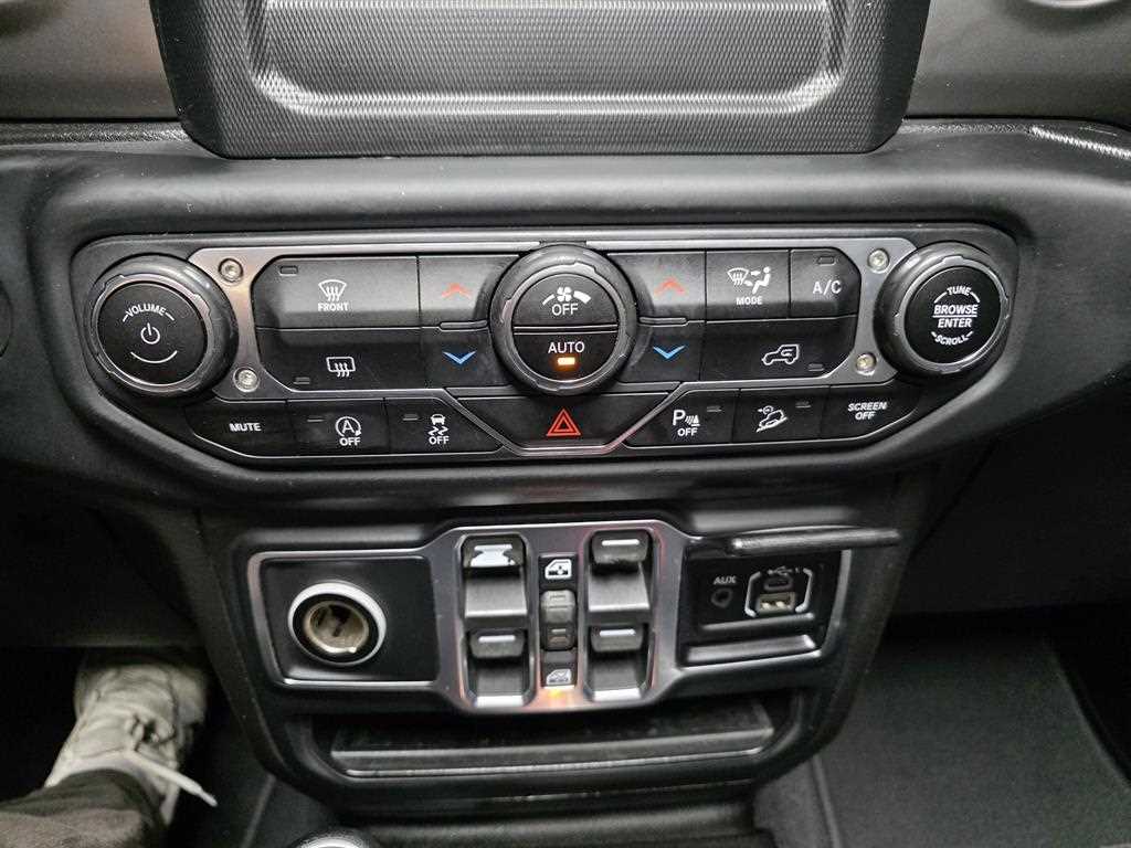 Jeep Wrangler 2019 Negro - Importación desde Corea - HF Imports Iquique - Foto 16
