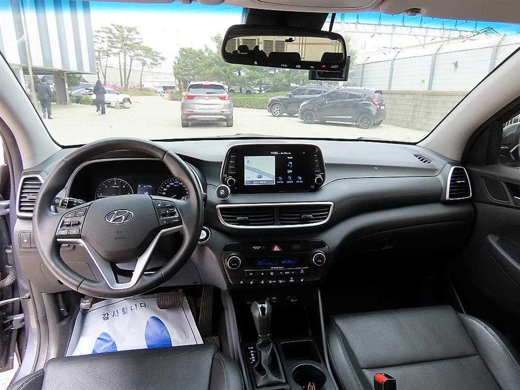 HYUNDAI Tucson - Vista 7